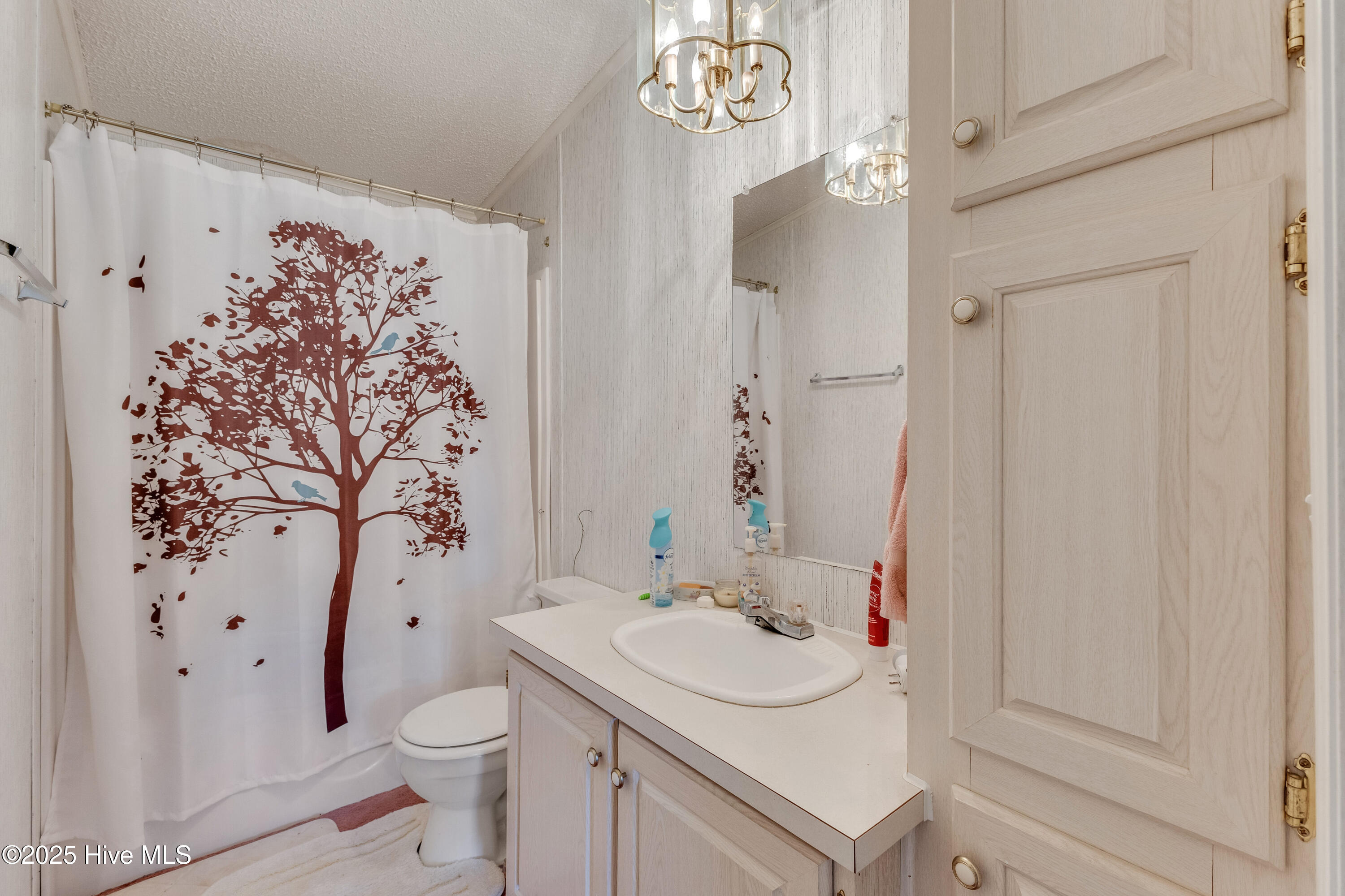 Burgaw, North Carolina 28425, United States, 3 Bedrooms Bedrooms, ,3 BathroomsBathrooms,Residential,Pending,255983