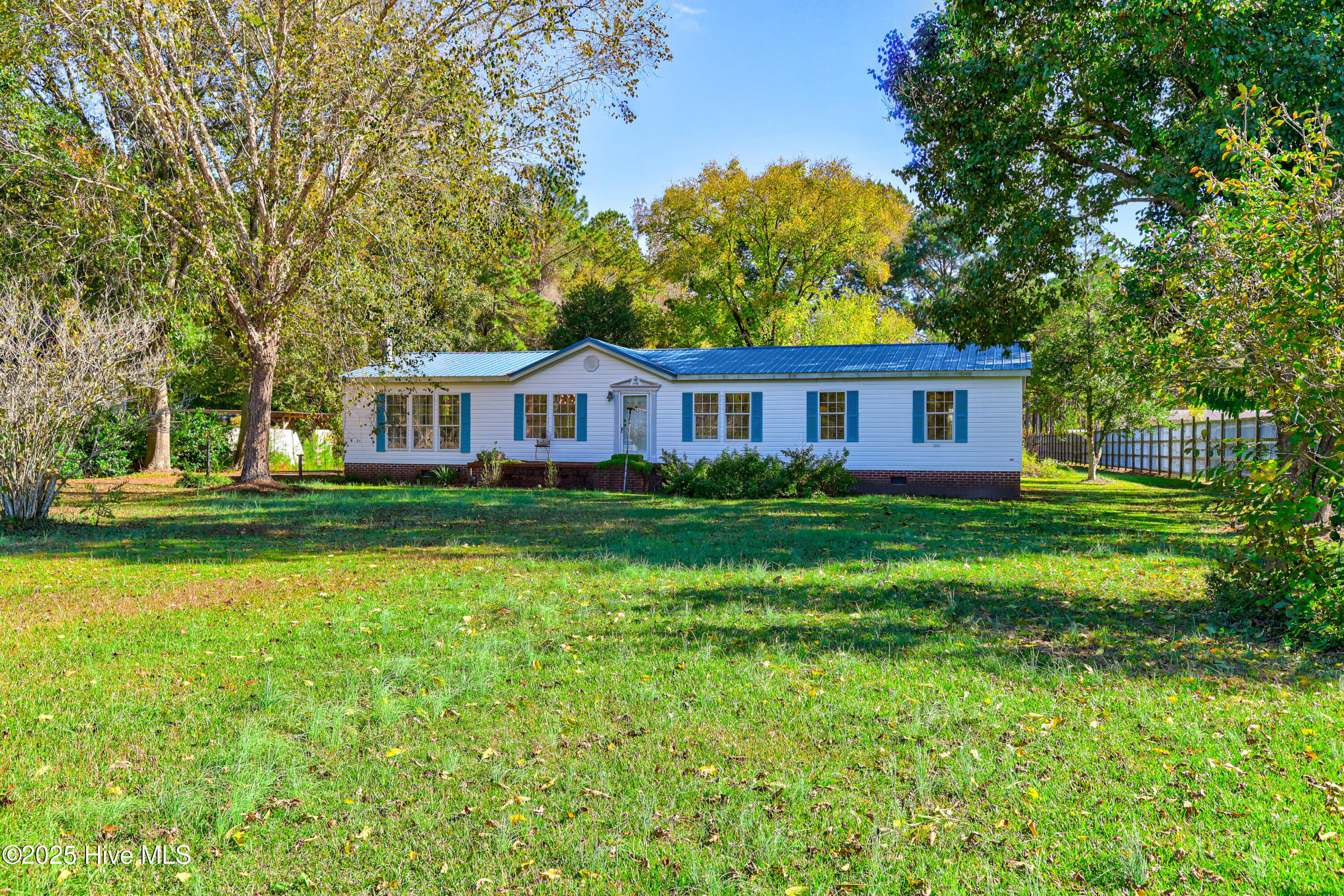 Burgaw, North Carolina 28425, United States, 3 Bedrooms Bedrooms, ,3 BathroomsBathrooms,Residential,Pending,255983
