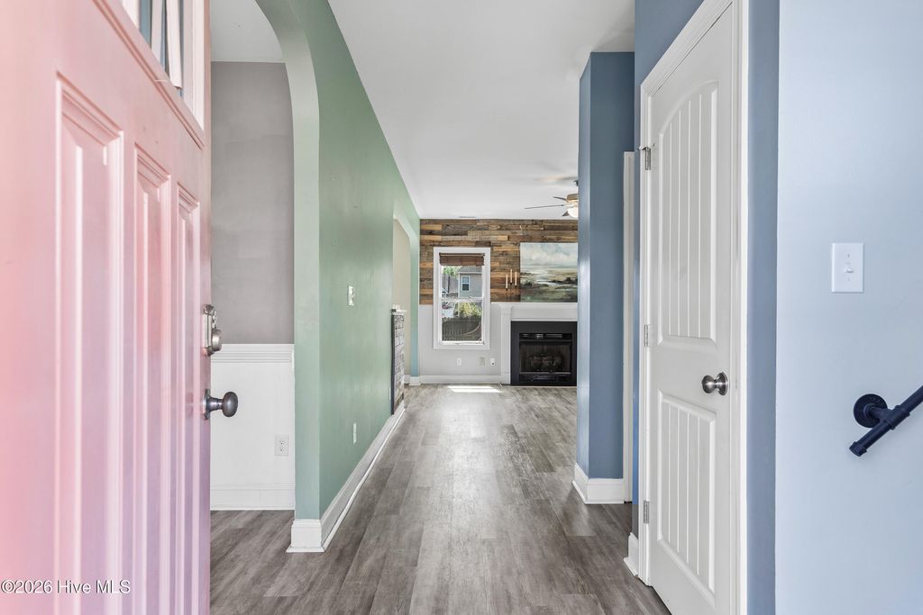 Photo of 407 Canoe Lane, Swansboro, NC 28584 (MLS # 100567731)