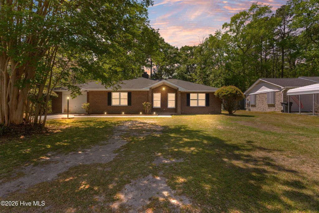 Photo of 1061 Mille Avenue SW, Calabash, NC 28467 (MLS # 100568035)