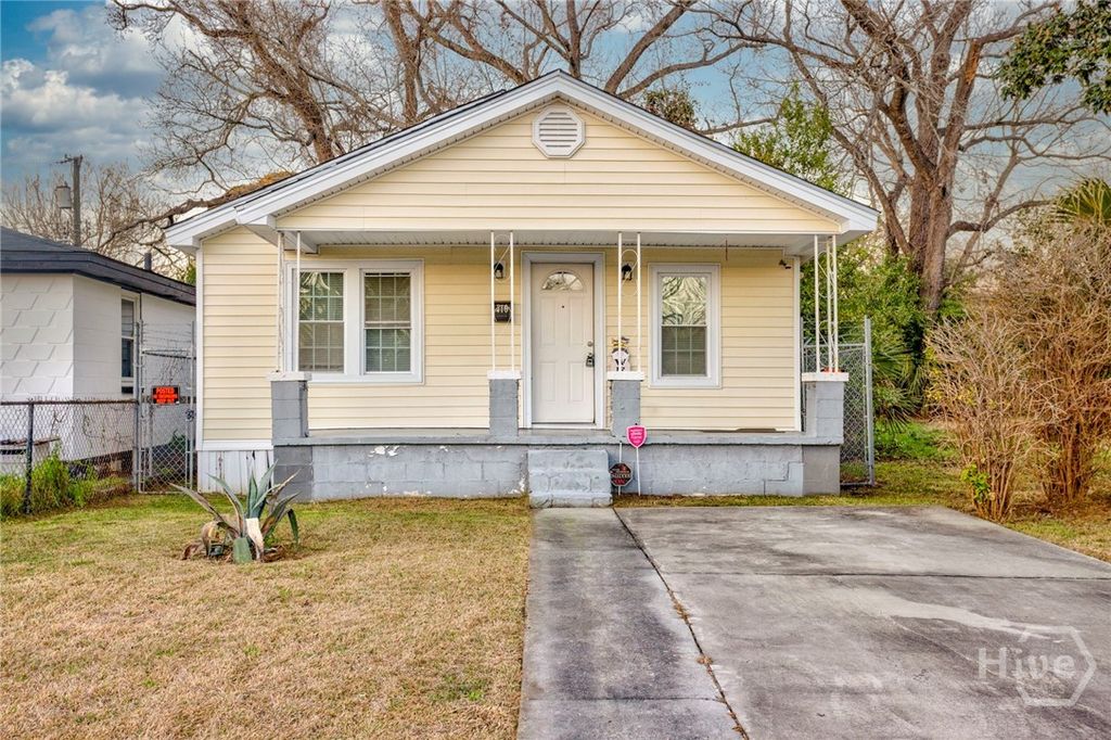 Photo of 716 W 48th Street, Savannah, GA 31405 (MLS # SA350070)