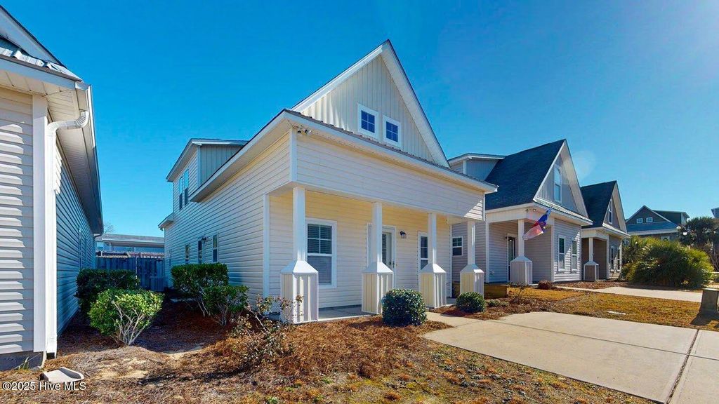 Photo of 847 Isle Of Palms Way, Wilmington, NC 28412 (MLS # 100546464)
