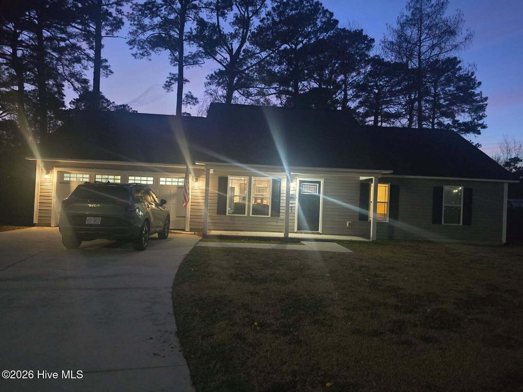 Photo of 104 Cypress Court, Jacksonville, NC 28540 (MLS # 100550209)