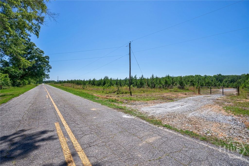 Photo of 4918 Lower Mill Road, Crawfordville, GA 30631 (MLS # CL357922)