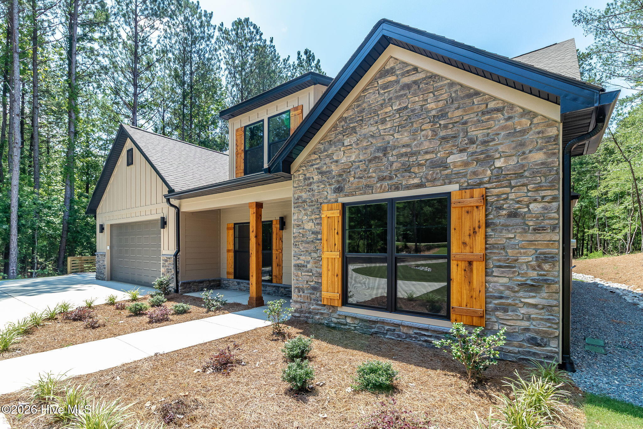 1036 Longleaf Way