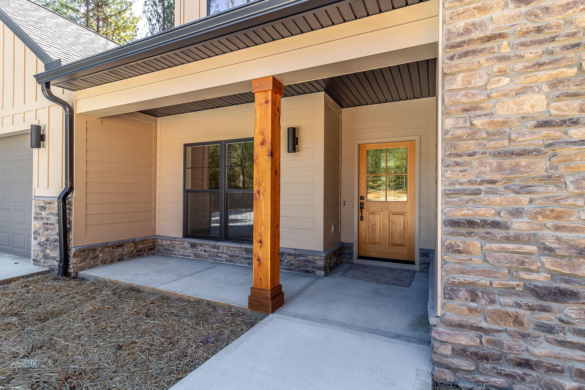 1036 Longleaf Way