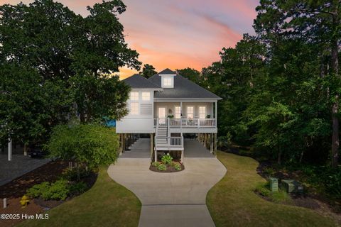 Photo of 322 NE 42nd Street, Oak Island, NC 28465 (MLS # 100566861)