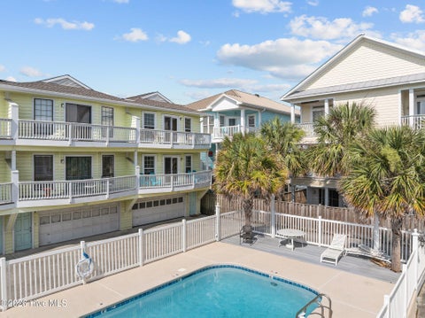 Condo For Rent - 1314 Lake Park Boulevard #4<br/> New Hanover County, Carolina Beach, NC 28428
