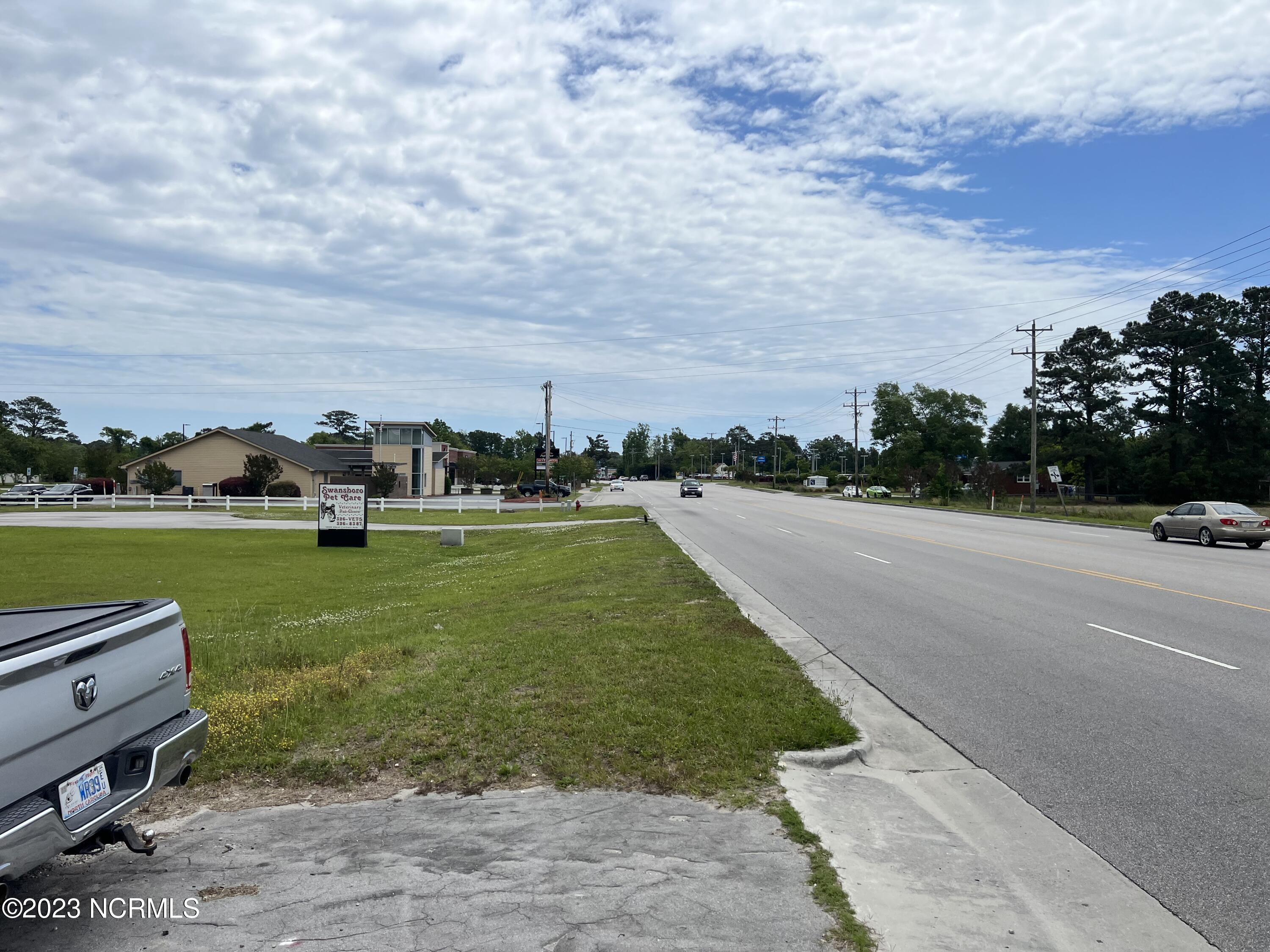 1476 W W. Corbett Avenue