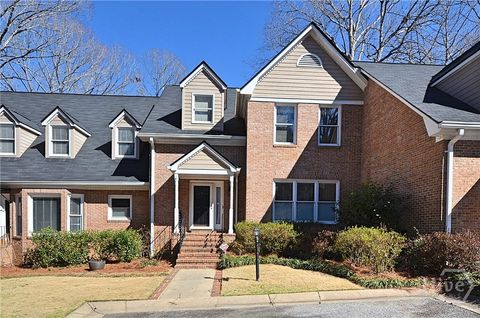 Condo For Sale - 304 Wood Lake Drive<br/> Clarke County, Athens, GA 30606