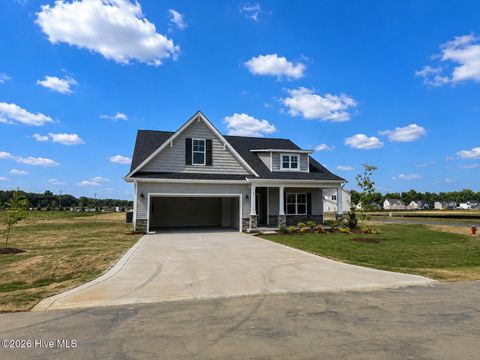 Homes For Sale - 262 Pierre Drive<br/> Johnston County, Benson, NC 27504