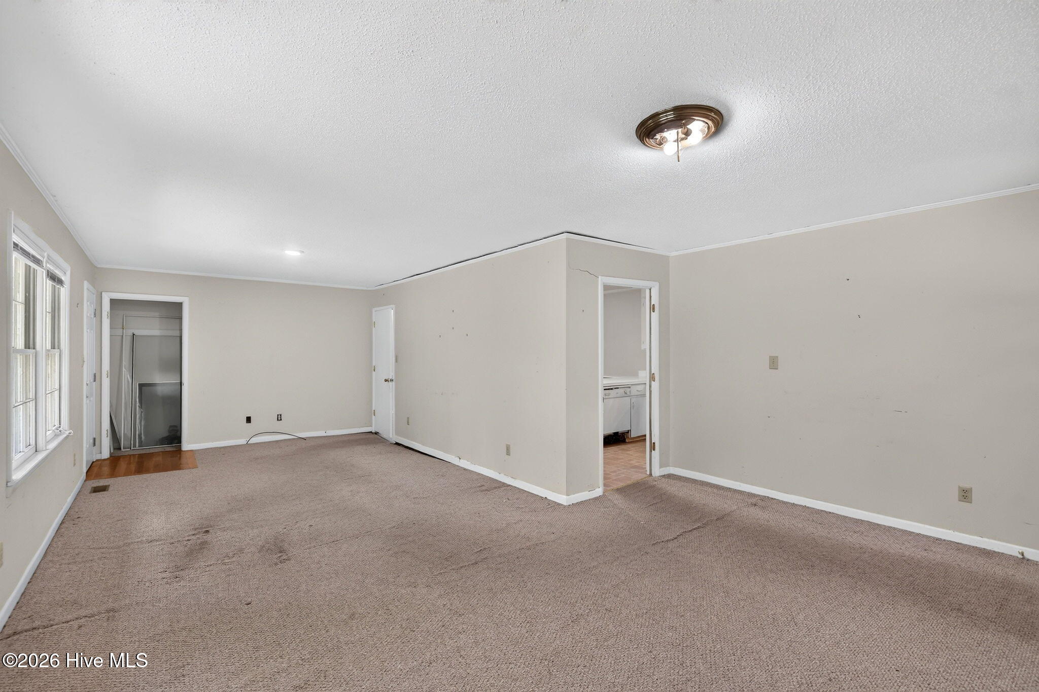 8206 Sidbury Road