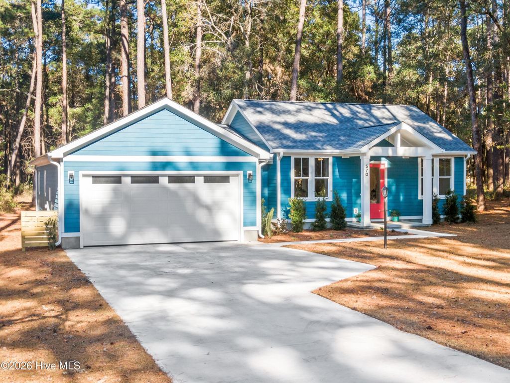 Photo of 570 Captains Court SE, Bolivia, NC 28422 (MLS # 100547526)