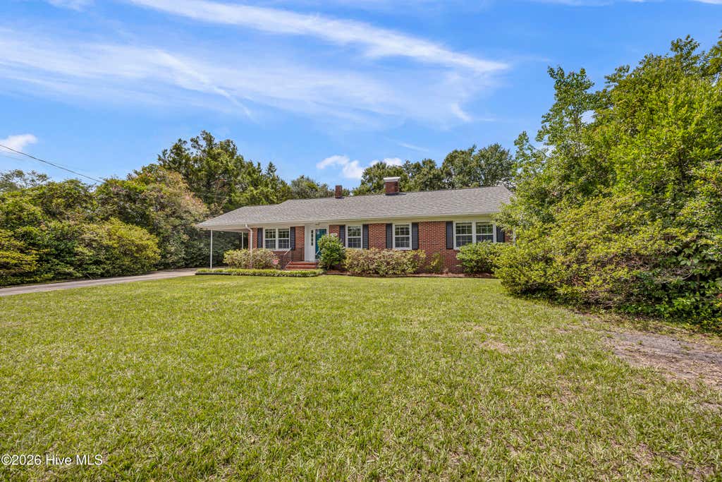 Photo of 3906 Evergreen Drive, Wilmington, NC 28403 (MLS # 100595527)
