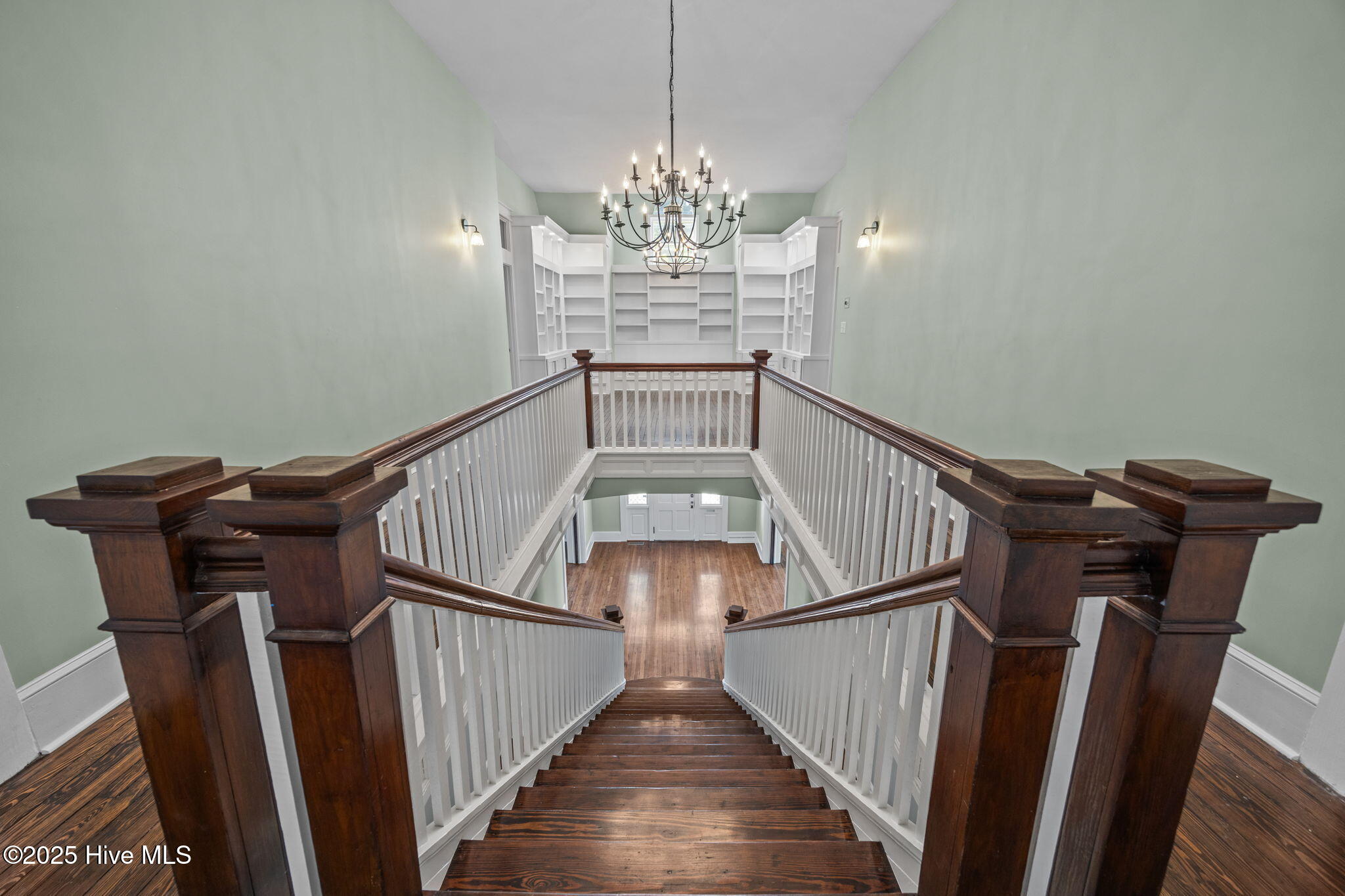 620 W 2nd Street
