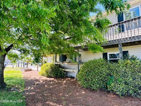 Tiny photo for 3083 3rd Street, Surf City, NC 28445 (MLS # 100568785)