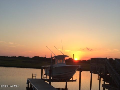 Tiny photo for 3083 3rd Street, Surf City, NC 28445 (MLS # 100568785)