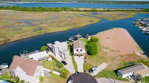 Tiny photo for 3083 3rd Street, Surf City, NC 28445 (MLS # 100568785)