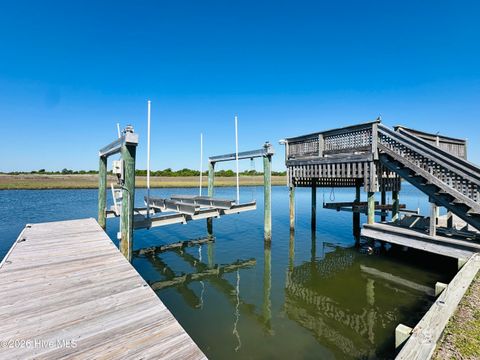 Tiny photo for 3083 3rd Street, Surf City, NC 28445 (MLS # 100568785)
