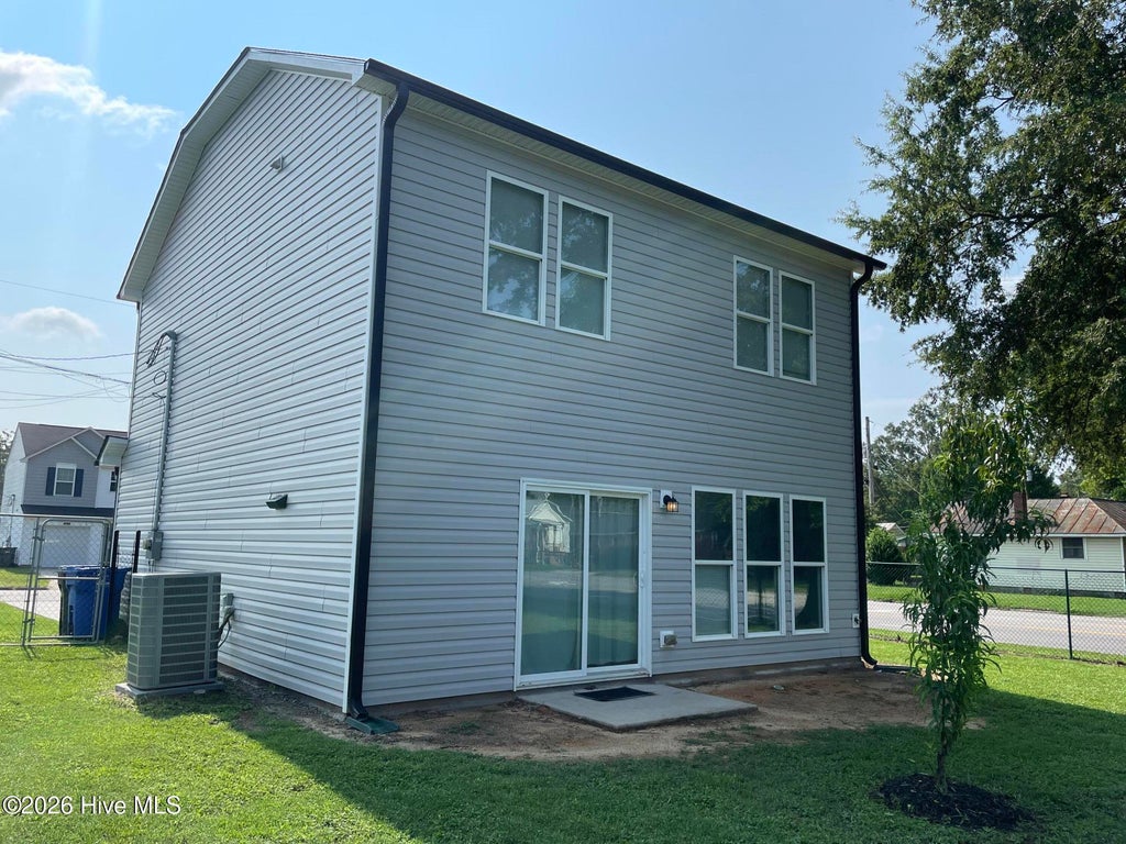 Photo of 212 Manchester Street SE, Wilson, NC 27893 (MLS # 100592406)
