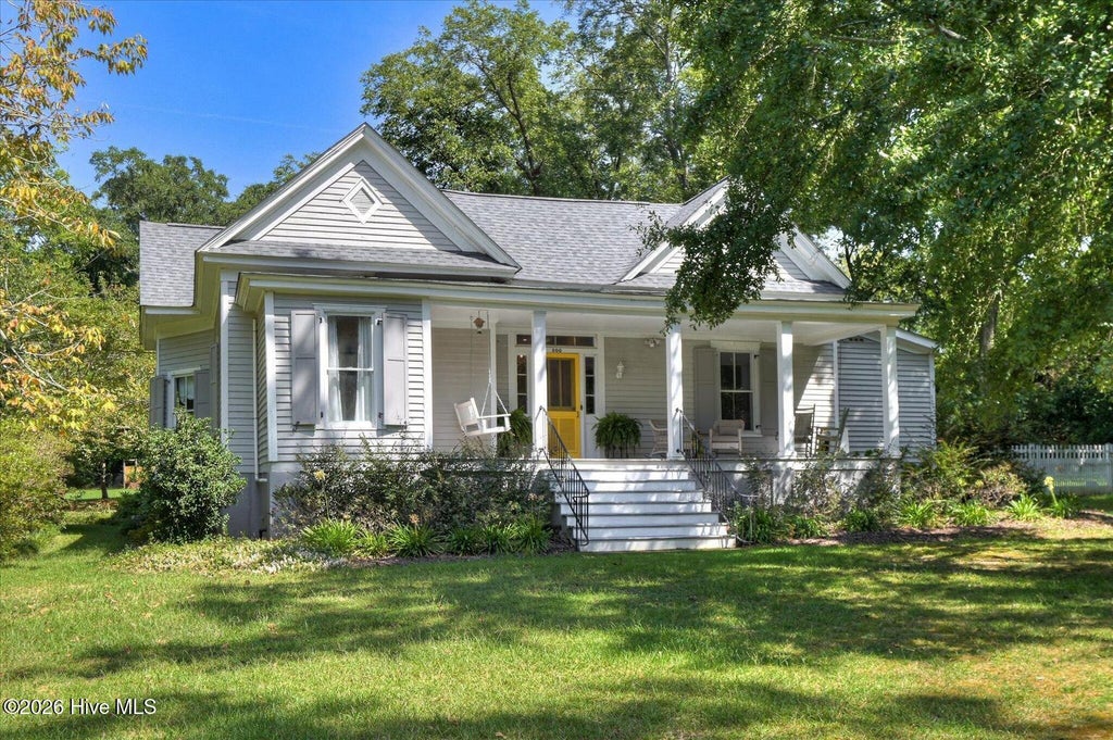 Photo of 800 Buncombe Street, Edgefield, SC 29824 (MLS # 100608726)