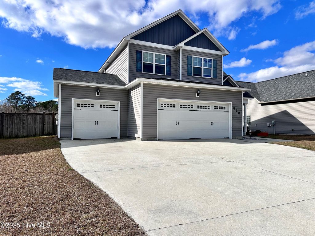 Photo of 820 Tuscarora Trail, Jacksonville, NC 28546 (MLS # 100545917)