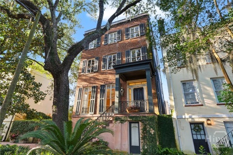 Photo of 11 W Jones Street, Savannah, GA 31401 (MLS # SA364949)