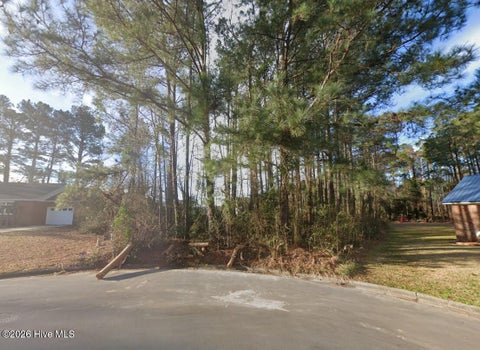Tiny photo for 305 Fairfield Court, Jacksonville, NC 28540 (MLS # 100602212)