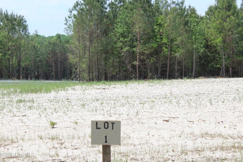 Vacant Land For Sale - 106 Southerland Road<br/> Magnolia, NC 28453
