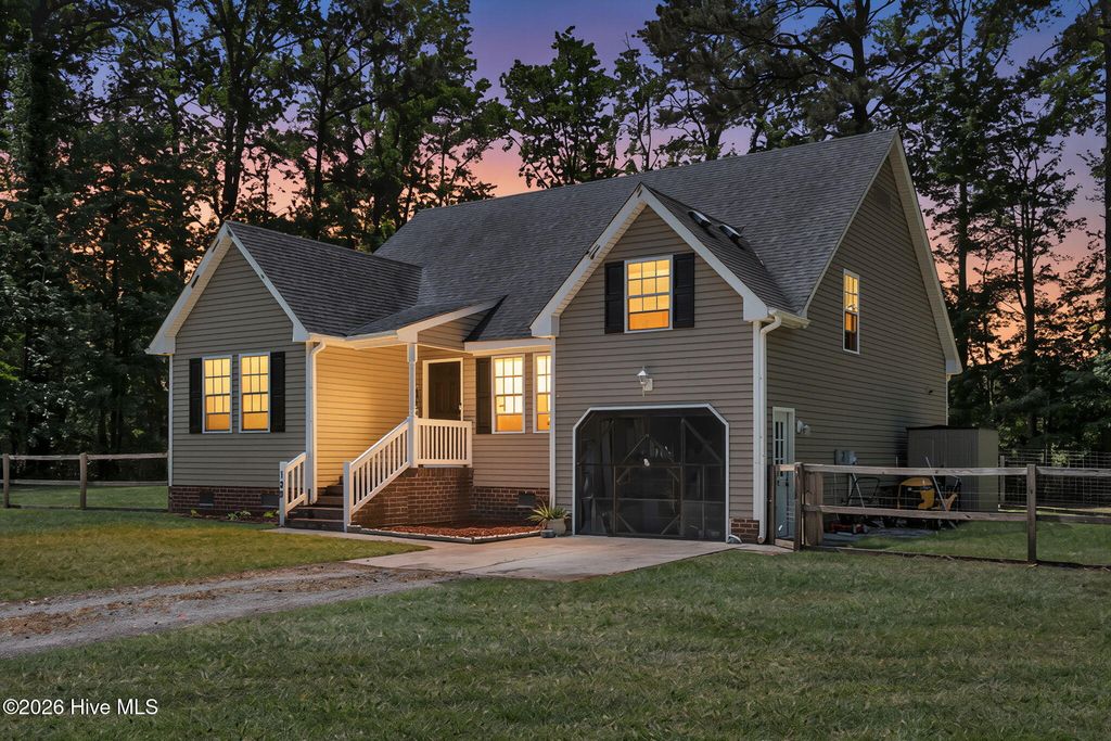 Photo of 120 Longhorn Drive, Moyock, NC 27958 (MLS # 100574872)