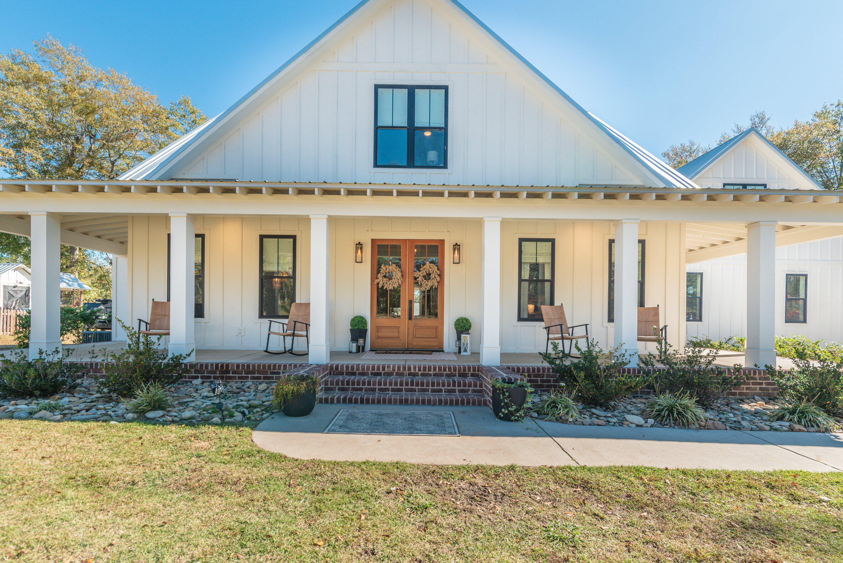 111 Hunting Hills Drive