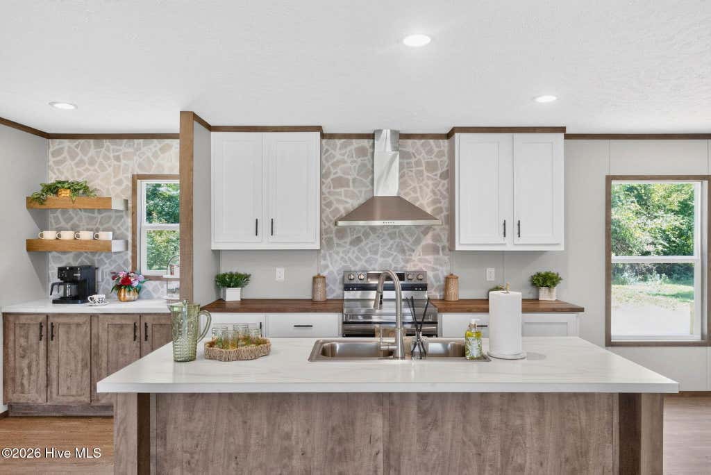 Photo of 108 Pebble Run Court, Burgaw, NC 28425 (MLS # 100596013)