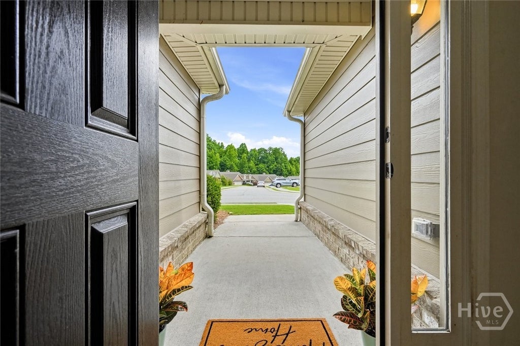 Photo of 139 Goldshore Way, Statham, GA 30666 (MLS # CL358727)
