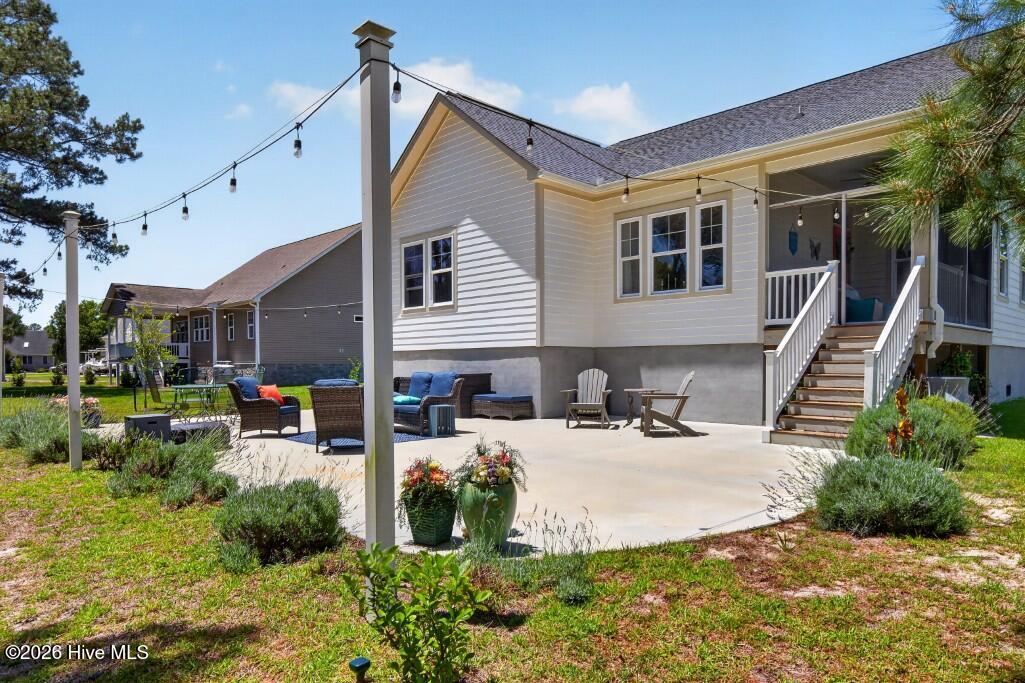 904 Sea Holly Court