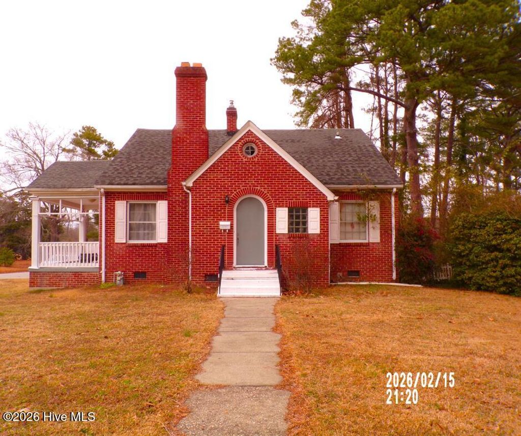 Photo of 1534 W Thomas Street, Rocky Mount, NC 27804 (MLS # 100555171)