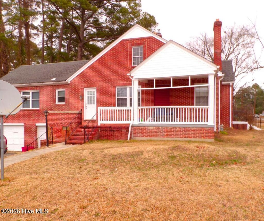 Photo of 1534 W Thomas Street, Rocky Mount, NC 27804 (MLS # 100555171)