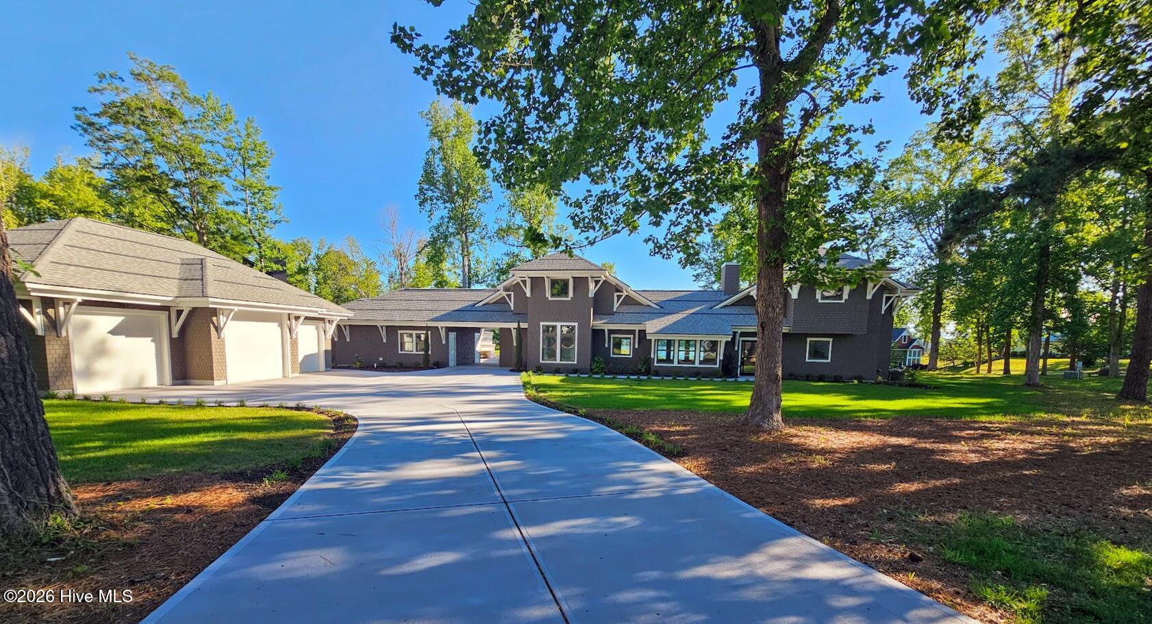 38 Reston Bluff