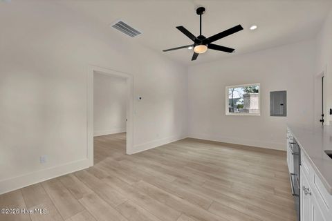 Tiny photo for 38 Reston Bluff, Hampstead, NC 28443 (MLS # 100573821)