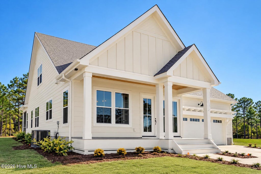 Photo of 155 Everett Park Trail, Holly Ridge, NC 28445 (MLS # 100609453)
