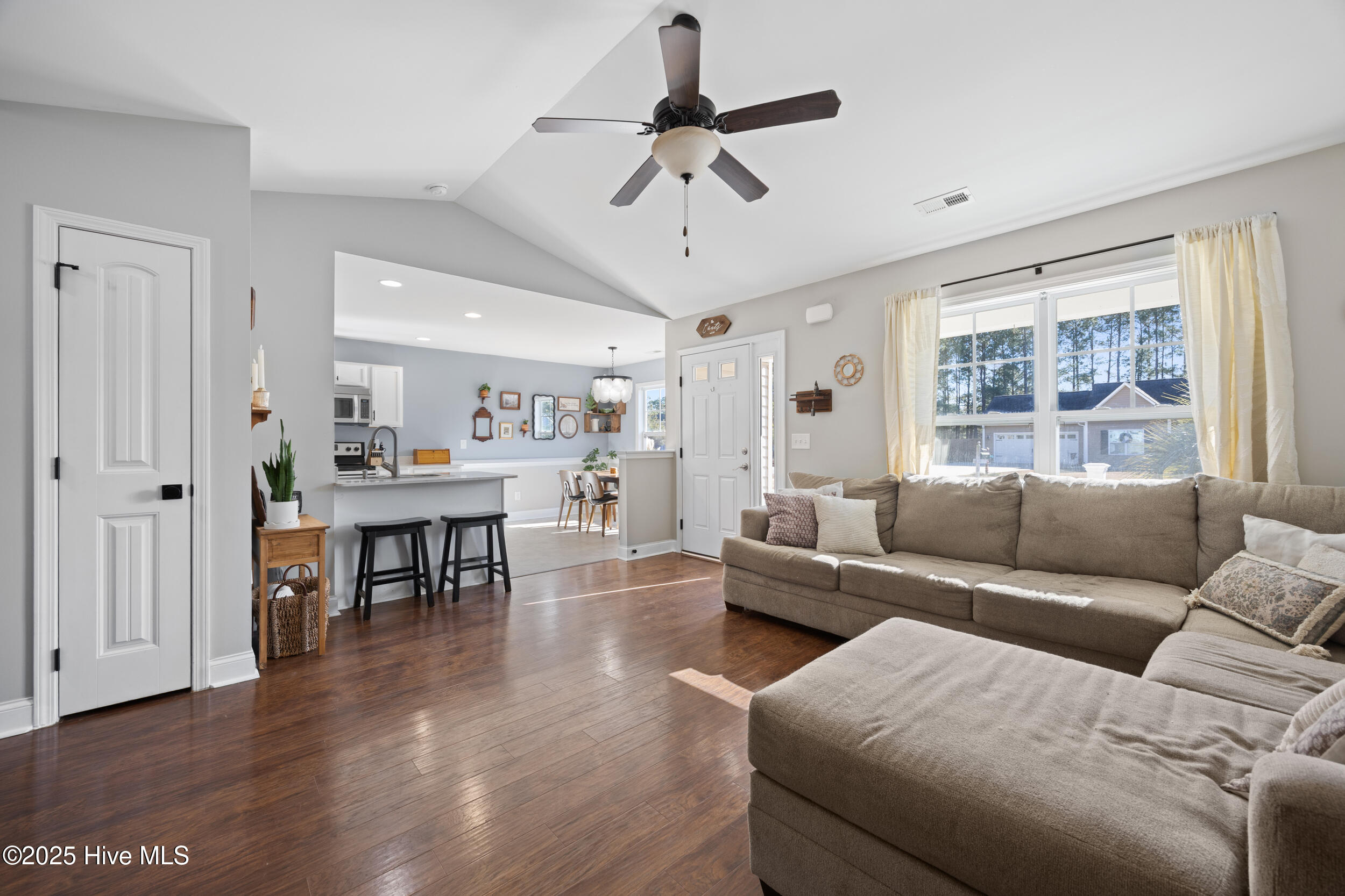 Leland, North Carolina 28451, United States, 3 Bedrooms Bedrooms, ,2 BathroomsBathrooms,Residential,Active,257122