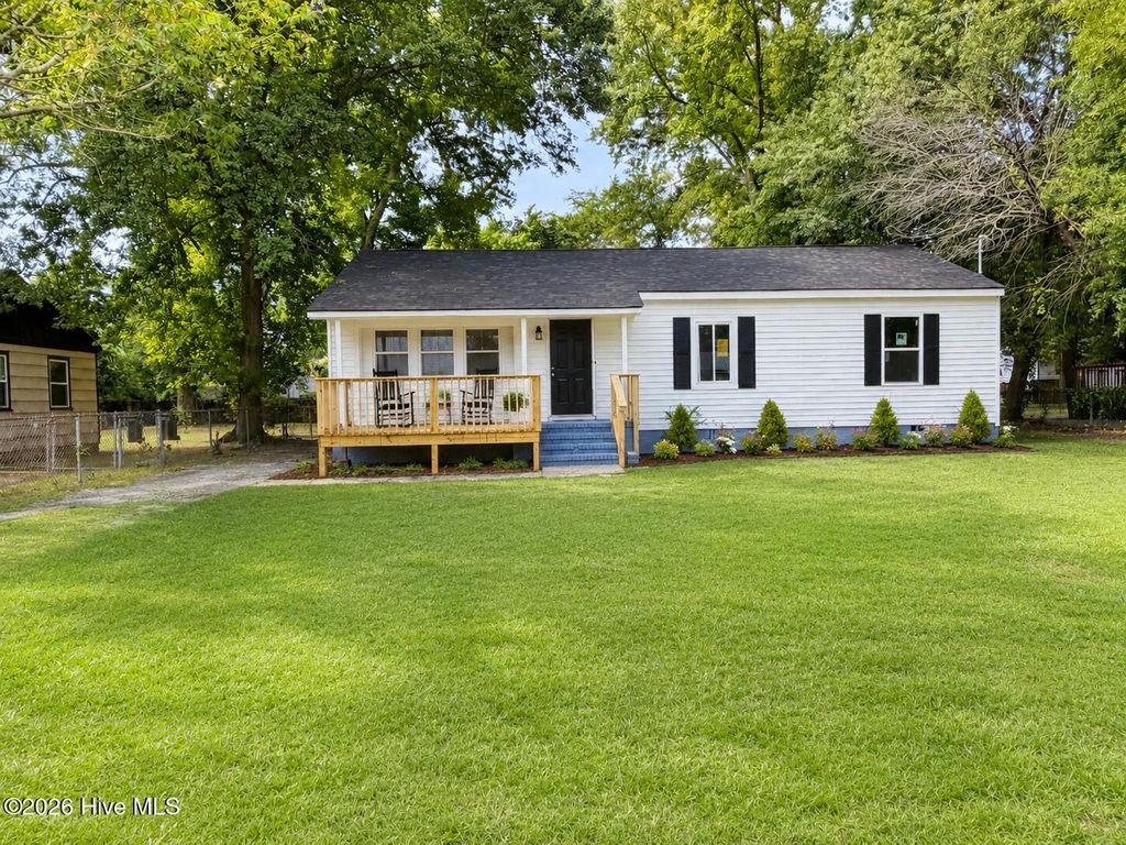 Photo of 2010 Virginia Avenue, Augusta, GA 30906 (MLS # 100577932)