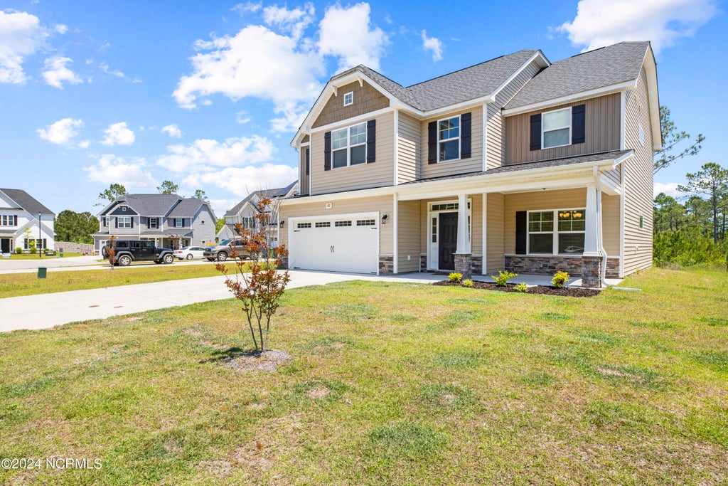Photo of 422 Anchor Hitch Court, Sneads Ferry, NC 28460 (MLS # 100578392)