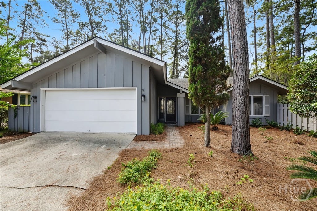 Photo of 82 Village Green Circle, Savannah, GA 31411 (MLS # SA365769)