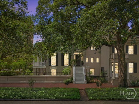 Homes For Rent - 224 E Jones Lane #GARDEN<br/> Savannah, GA 31401