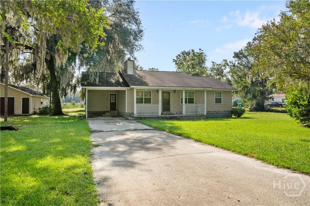 Photo of 665 Lake Shore Drive, Midway, GA 31320 (MLS # SA363368)