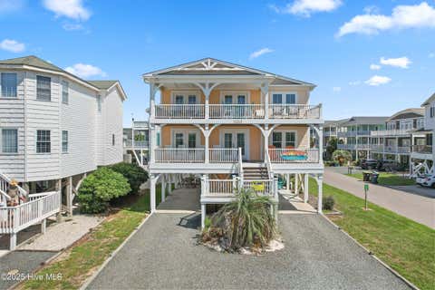 Featured picture for the property 100523560