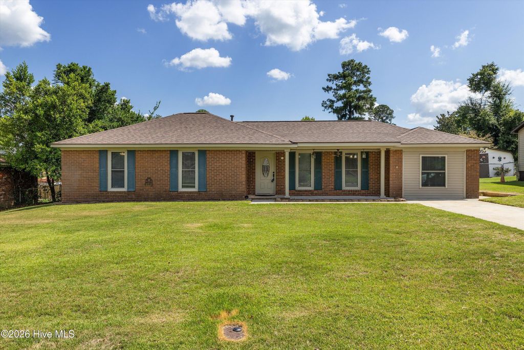 Photo of 4044 Old Trail Road W, Martinez, GA 30907 (MLS # 100590034)