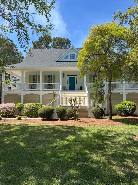 Photo of 711 Alyssum Avenue, Oak Island, NC 28465 (MLS # 100565920)