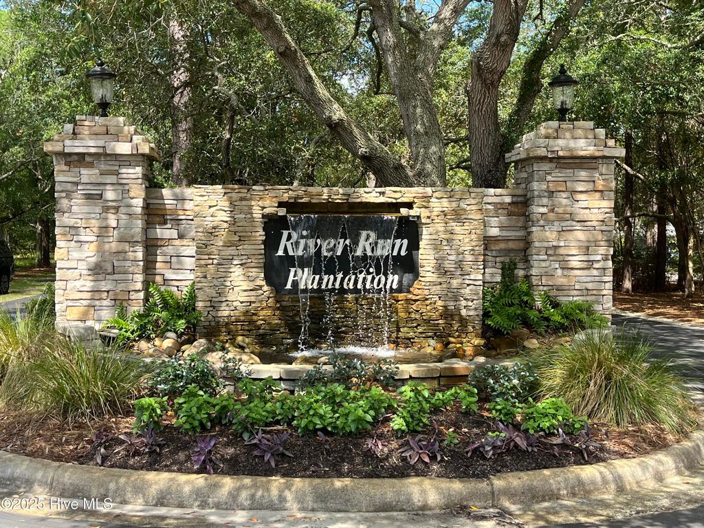 Photo of 764 Lakeside Drive SE, Bolivia, NC 28422 (MLS # 100516762)