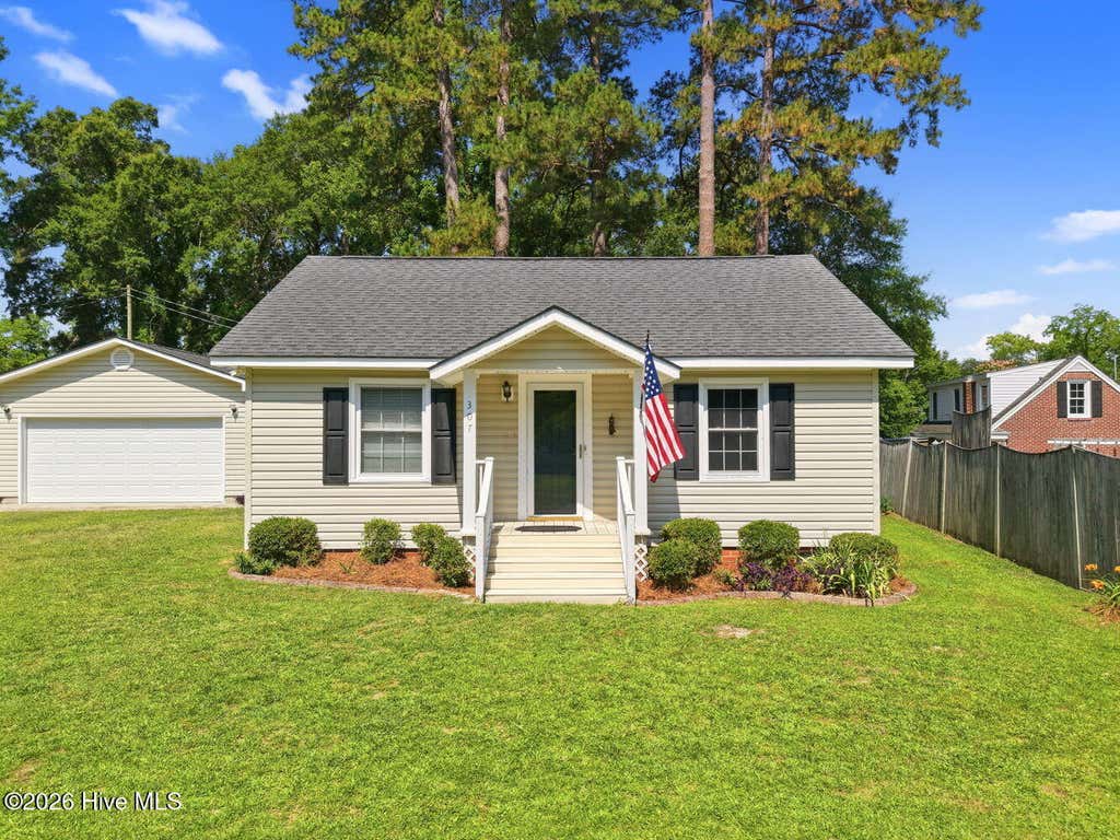 Photo of 307 Mckenzie Street, Whiteville, NC 28472 (MLS # 100587194)